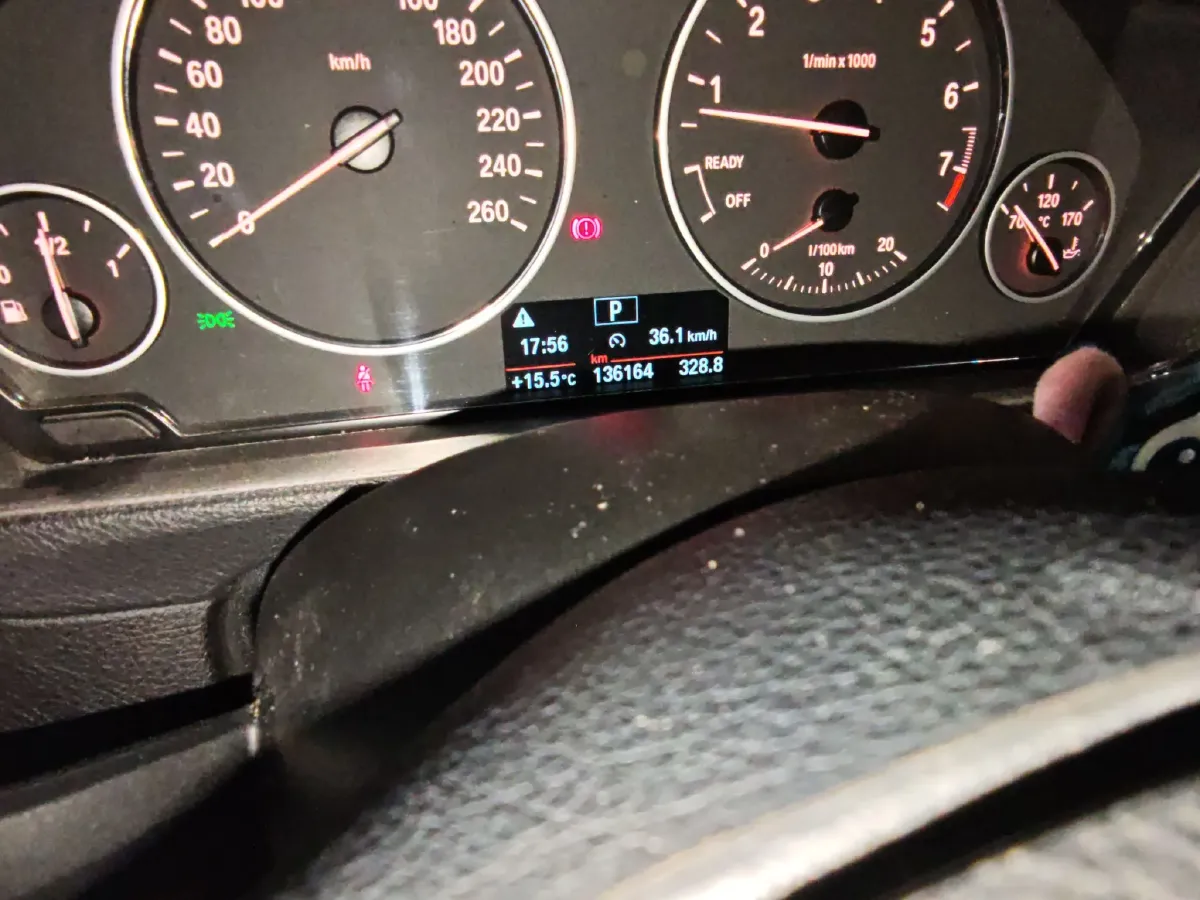 2016 BMW 3 Series 2.0T 184HP L4 8AT,autocango,china used car exporter,china ev exporter,chinese used car exporter,chinese used ev exporter