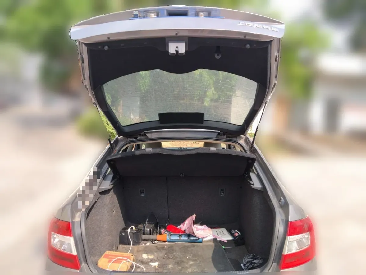 2017 Skoda Octavia 1.6L 110HP L4 6AT,autocango,china used car exporter,china ev exporter,chinese used car exporter,chinese used ev exporter