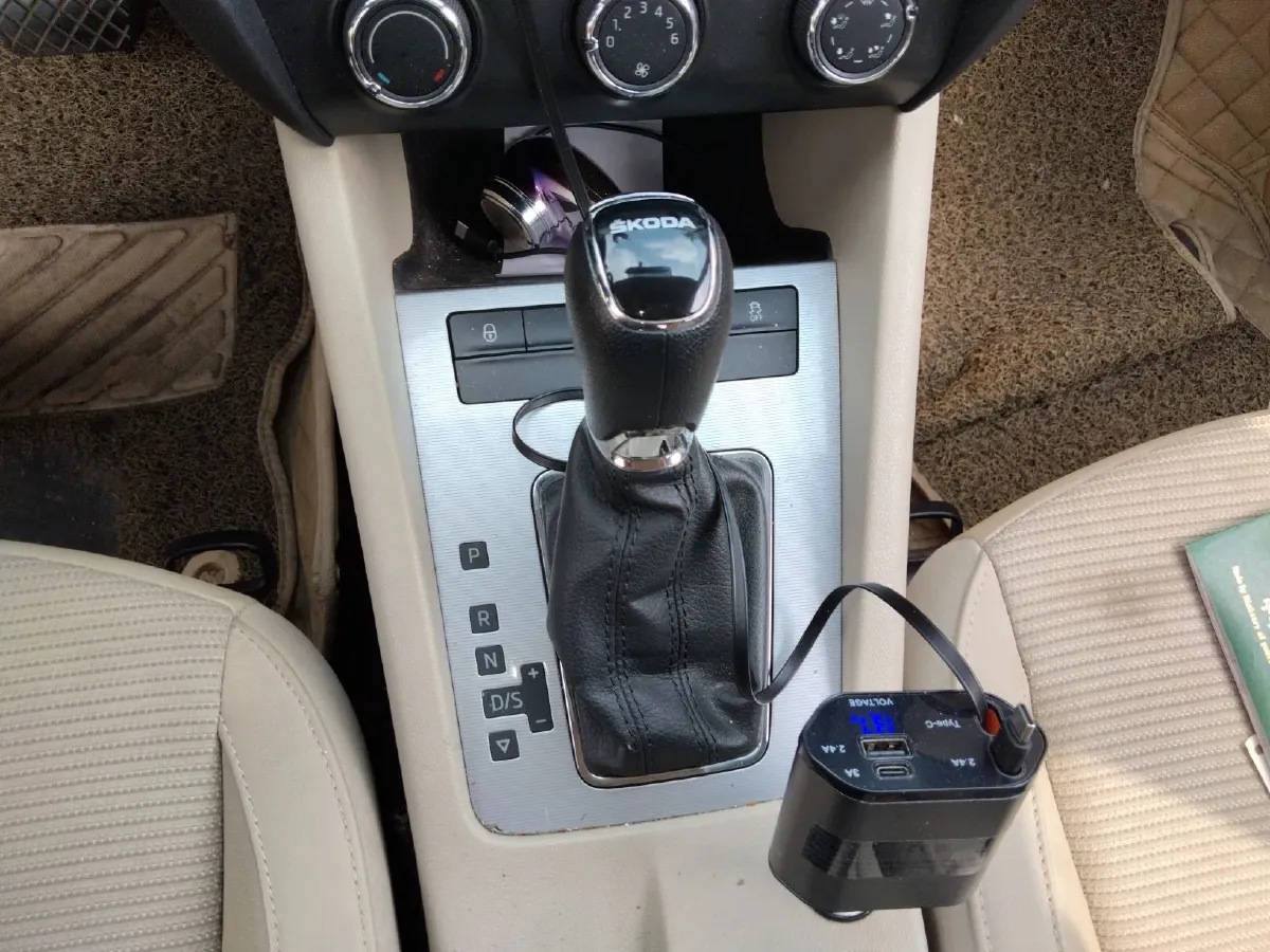 2017 Skoda Octavia 1.6L 110HP L4 6AT,autocango,china used car exporter,china ev exporter,chinese used car exporter,chinese used ev exporter