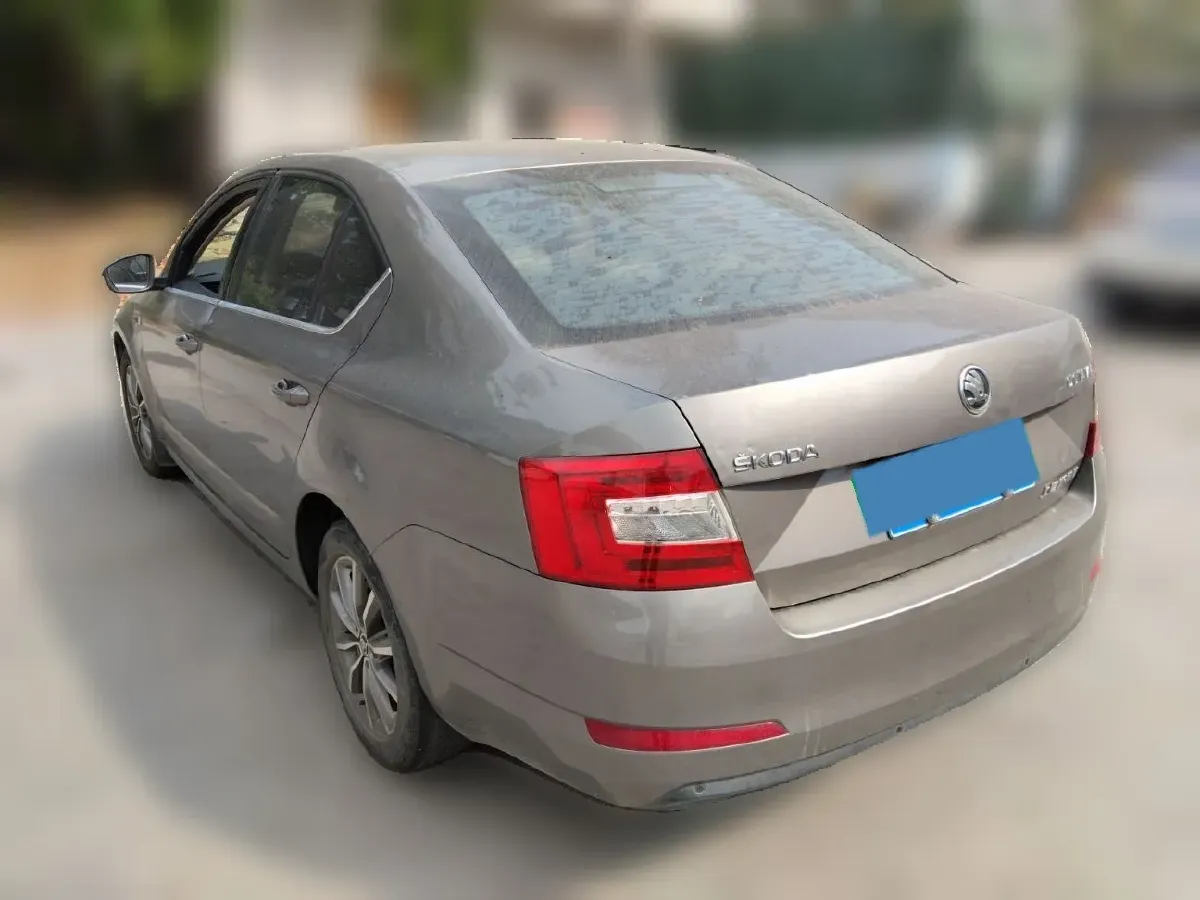 2017 Skoda Octavia 1.6L 110HP L4 6AT,autocango,china used car exporter,china ev exporter,chinese used car exporter,chinese used ev exporter