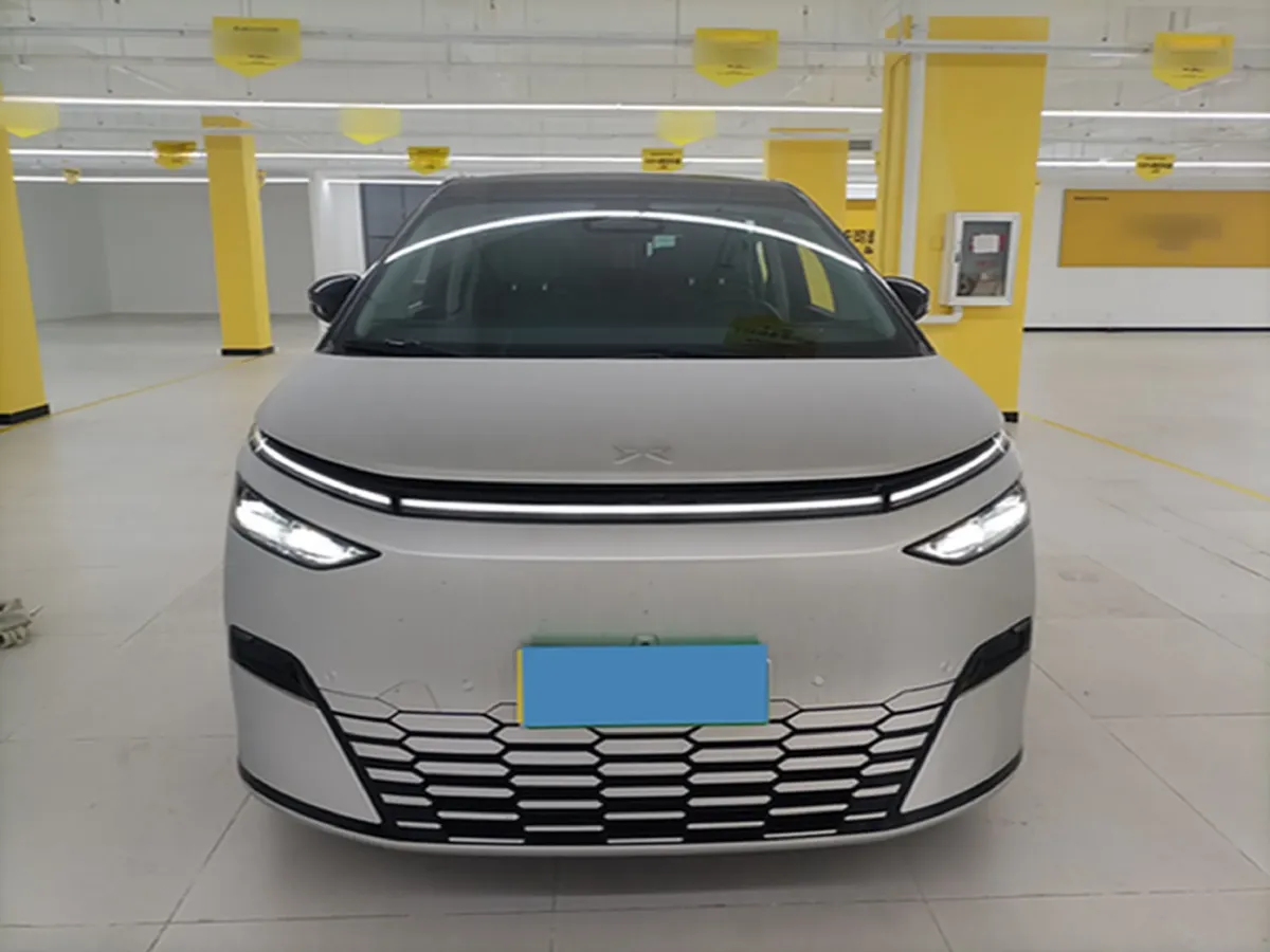 2024 Xpeng X9 BEV 101.5KWH,autocango,china used car exporter,china ev exporter,chinese used car exporter,chinese used ev exporter