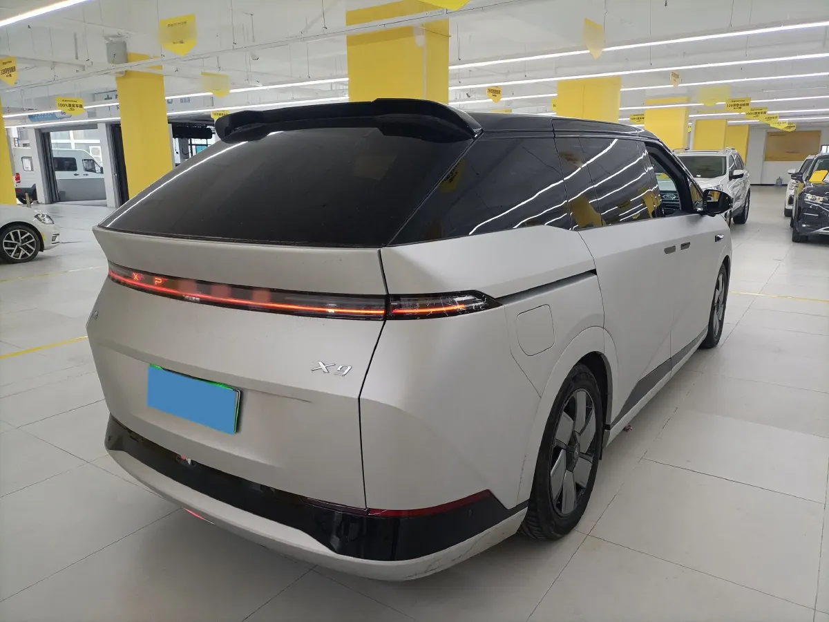 2024 Xpeng X9 BEV 101.5KWH,autocango,china used car exporter,china ev exporter,chinese used car exporter,chinese used ev exporter