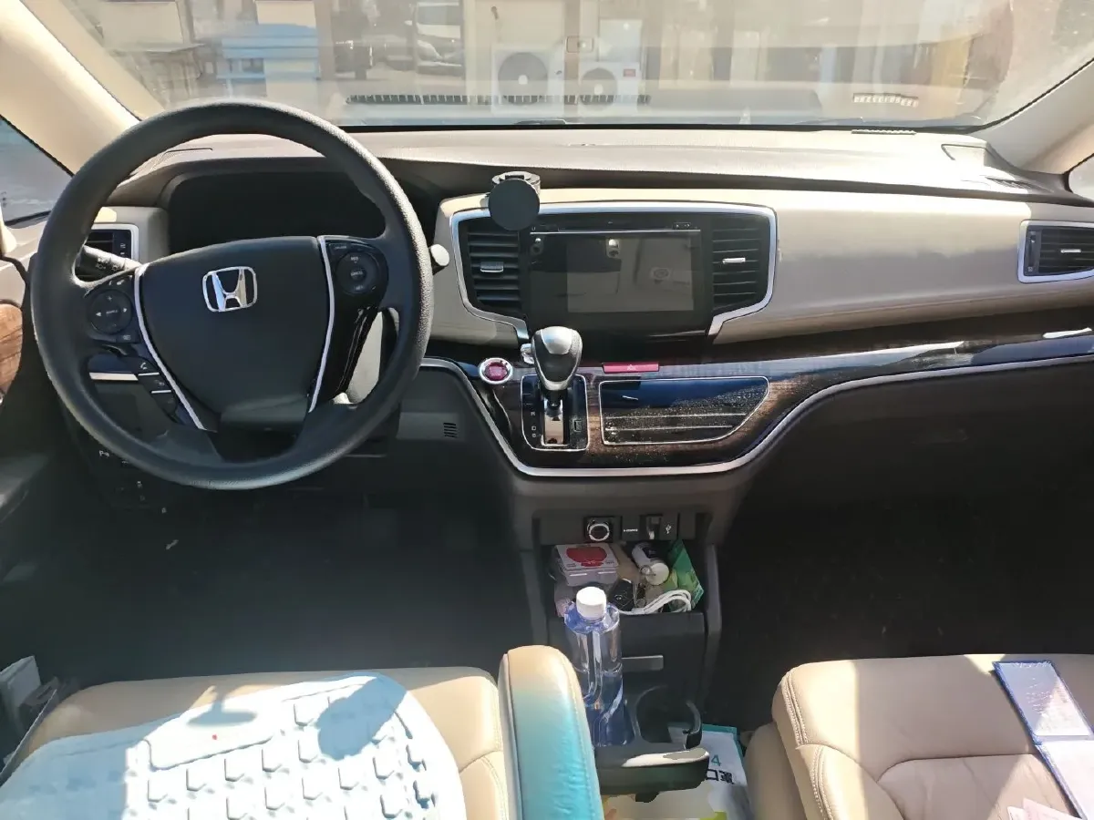 2017 Honda Odyssey 2.4L 186HP L4 CVT,autocango,china used car exporter,china ev exporter,chinese used car exporter,chinese used ev exporter