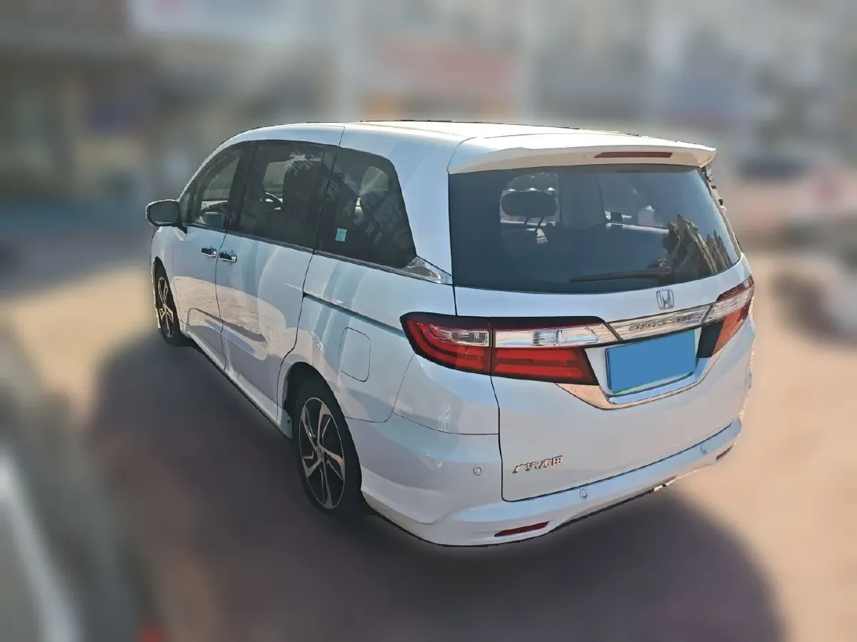 2017 Honda Odyssey 2.4L 186HP L4 CVT,autocango,china used car exporter,china ev exporter,chinese used car exporter,chinese used ev exporter