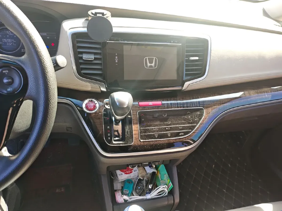 2017 Honda Odyssey 2.4L 186HP L4 CVT,autocango,china used car exporter,china ev exporter,chinese used car exporter,chinese used ev exporter