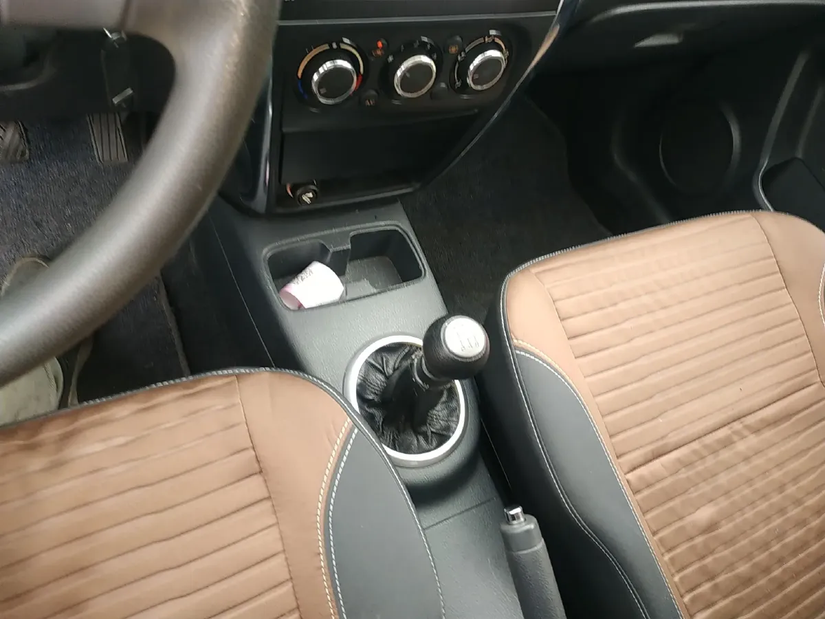 2013 ChangAn Eado 1.6L 125HP L4 5MT,autocango,china used car exporter,china ev exporter,chinese used car exporter,chinese used ev exporter