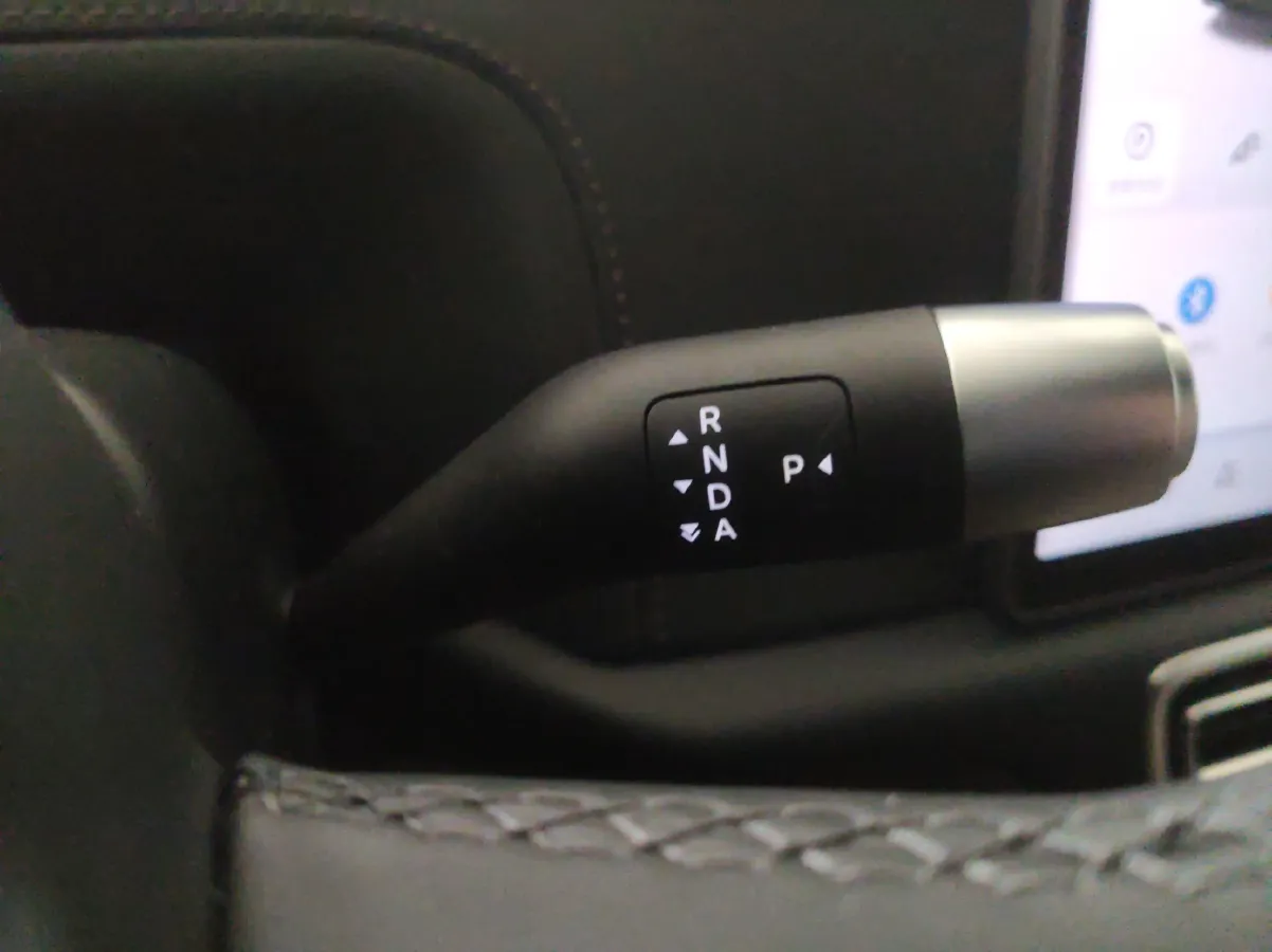 2025 Li L8 Range Extended 154HP REEV,autocango,china used car exporter,china ev exporter,chinese used car exporter,chinese used ev exporter