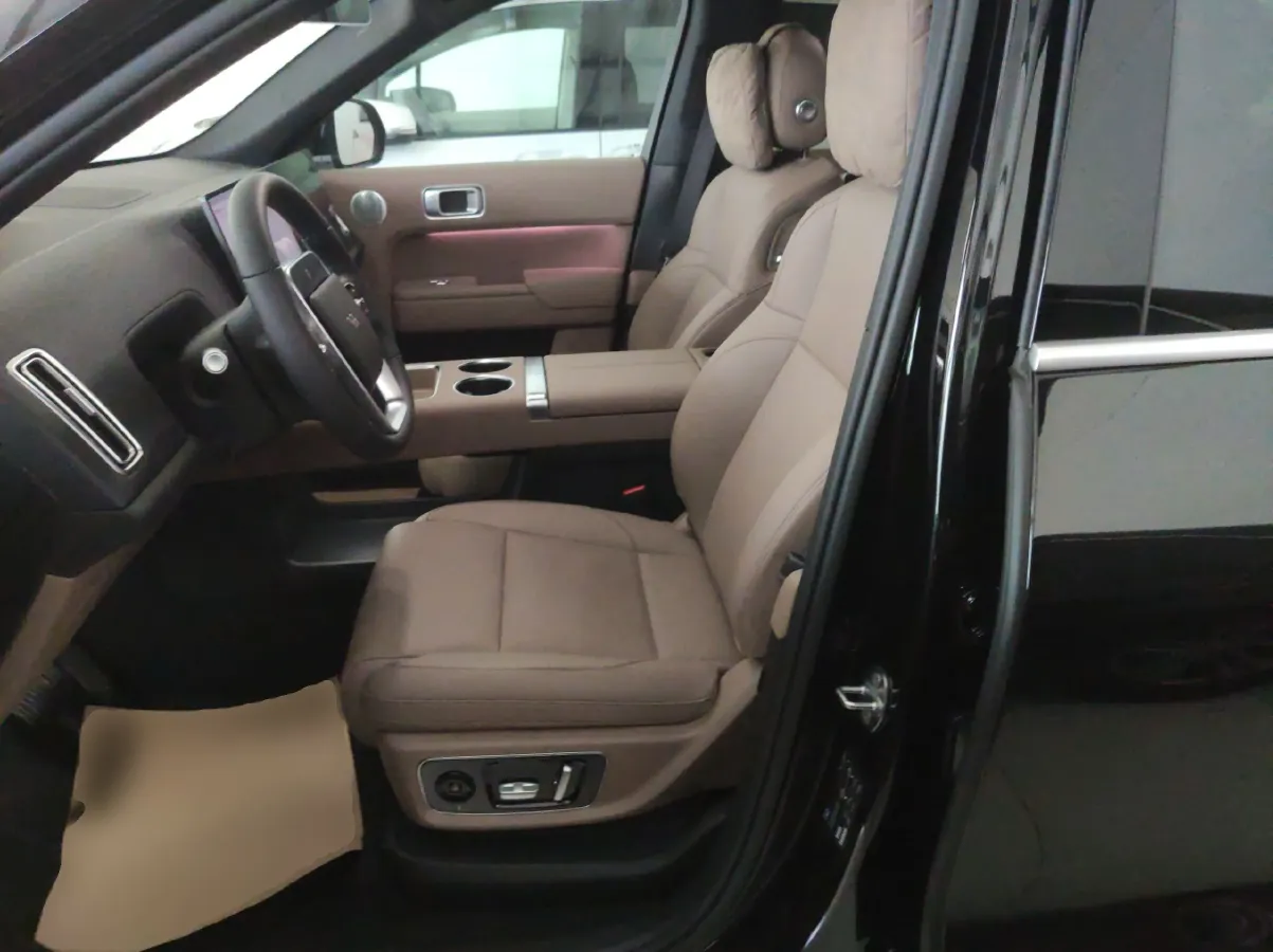 2025 Li L8 Range Extended 154HP REEV,autocango,china used car exporter,china ev exporter,chinese used car exporter,chinese used ev exporter