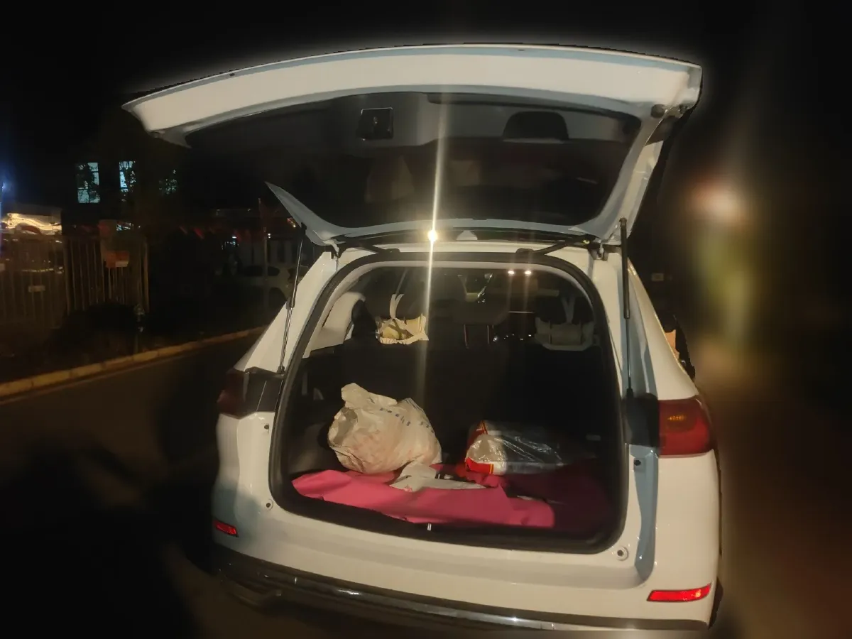 2021 Haval M6 1.5T 150HP L4 6MT,autocango,china used car exporter,china ev exporter,chinese used car exporter,chinese used ev exporter