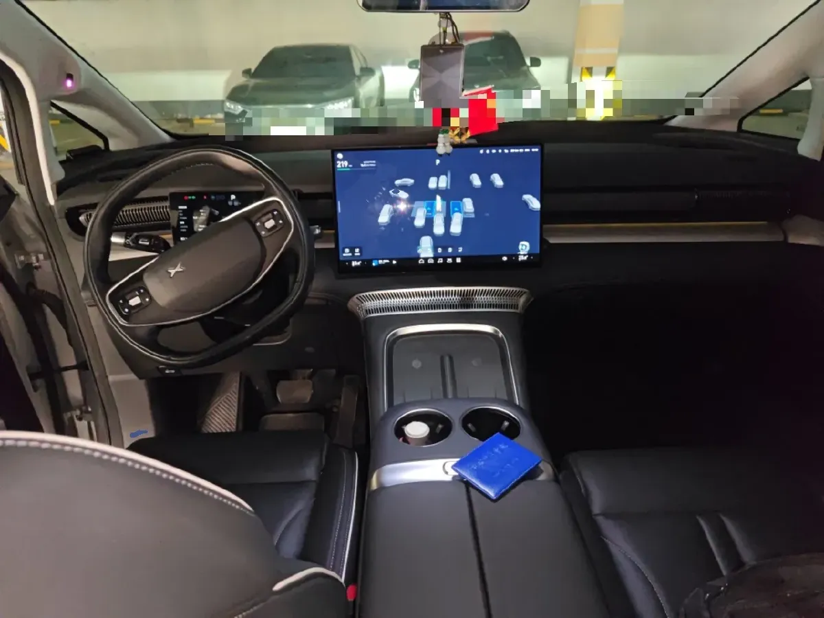 2024 Xpeng X9 BEV 101.5KWH,autocango,china used car exporter,china ev exporter,chinese used car exporter,chinese used ev exporter