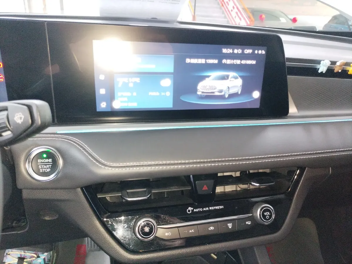 2021 Ford Escort 1.5L 122HP L3 6AT,autocango,china used car exporter,china ev exporter,chinese used car exporter,chinese used ev exporter