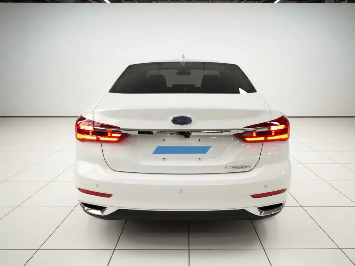 2021 Ford Escort 1.5L 122HP L3 6AT,autocango,china used car exporter,china ev exporter,chinese used car exporter,chinese used ev exporter