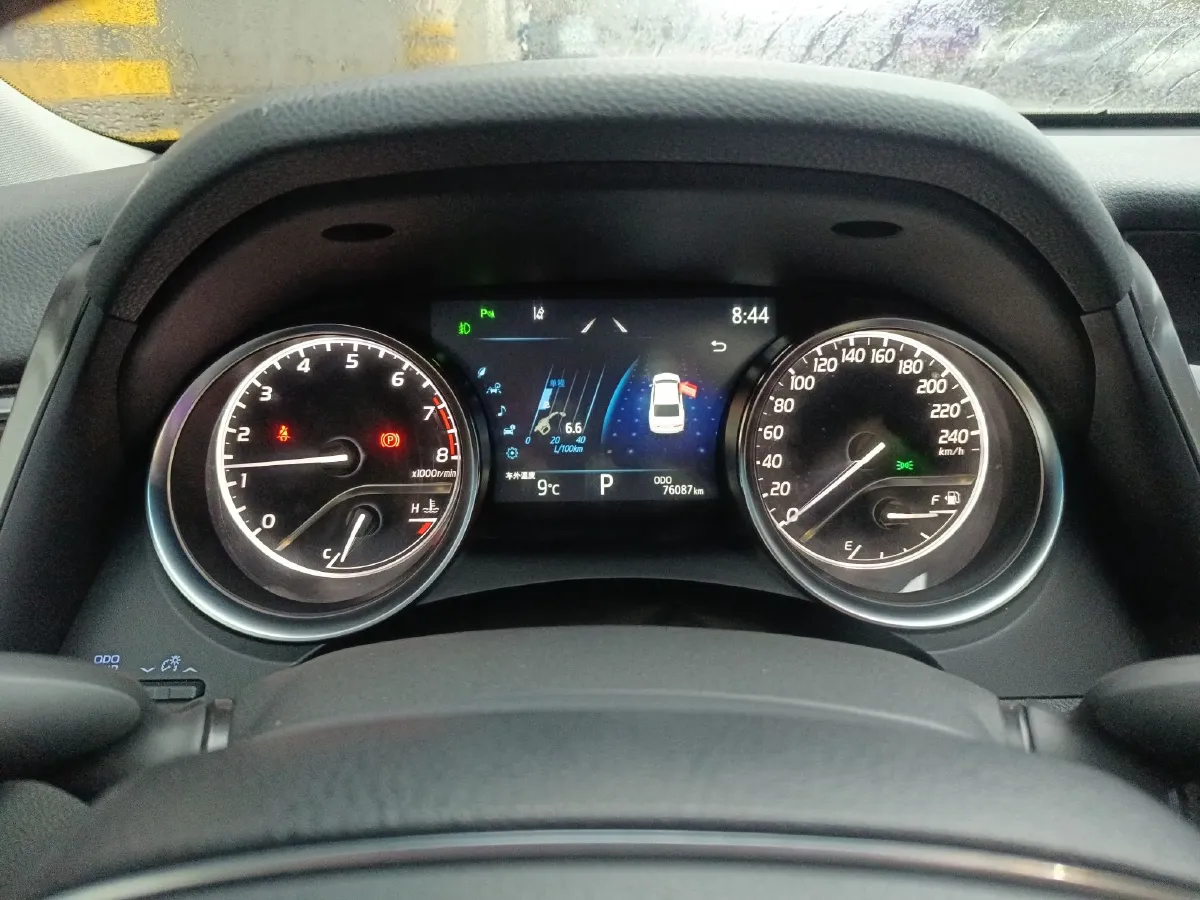 2021 Toyota Camry 2.0L 178HP L4 CVT,autocango,china used car exporter,china ev exporter,chinese used car exporter,chinese used ev exporter