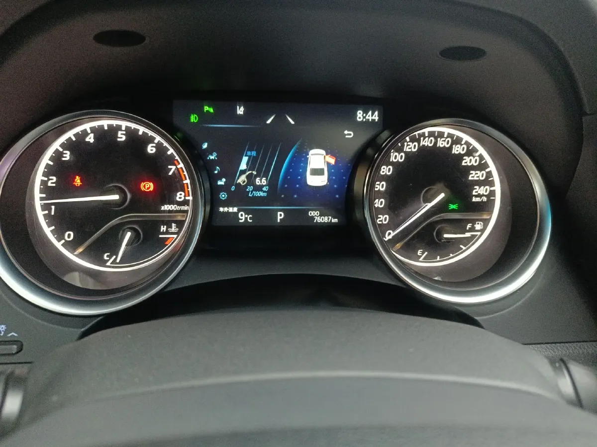 2021 Toyota Camry 2.0L 178HP L4 CVT,autocango,china used car exporter,china ev exporter,chinese used car exporter,chinese used ev exporter