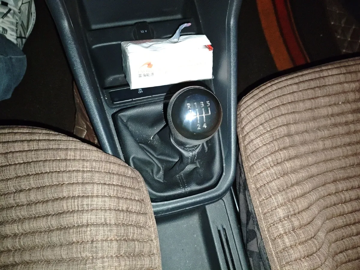 2018 Volkswagen Santana 1.5L 110HP L4 5MT,autocango,china used car exporter,china ev exporter,chinese used car exporter,chinese used ev exporter