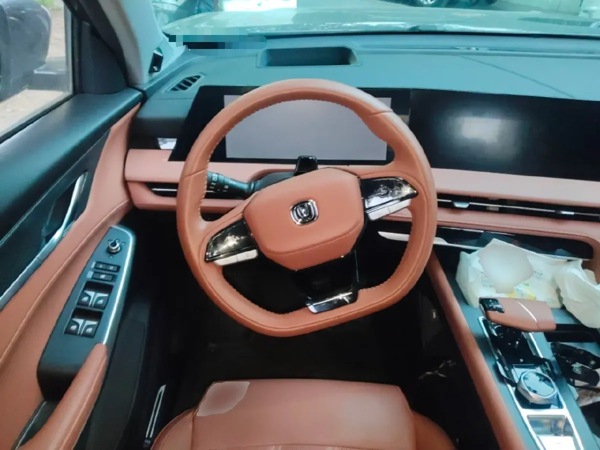 2023 ChangAn CS85 Coupe 2.0T 233HP L4 8AT,autocango,china used car exporter,china ev exporter,chinese used car exporter,chinese used ev exporter