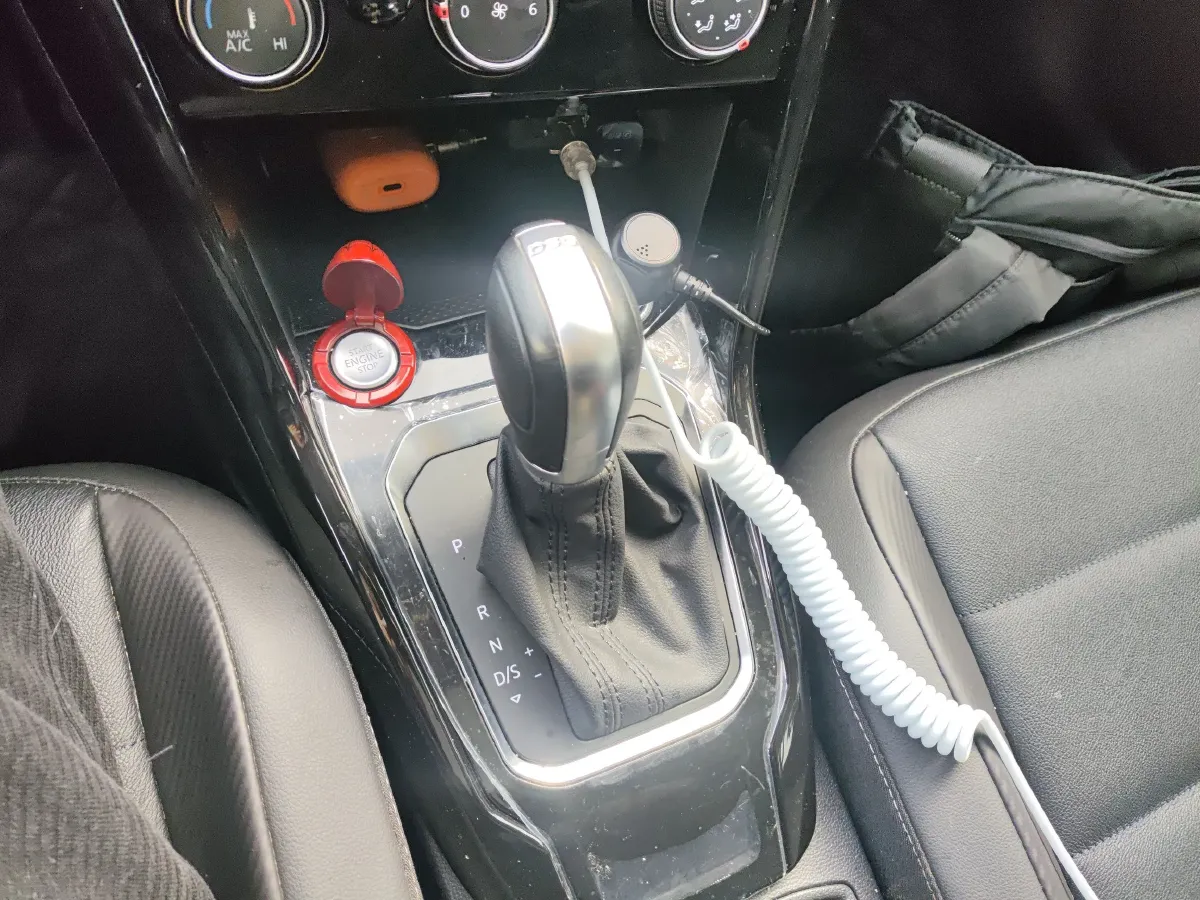 2022 Volkswagen T-Roc 1.4T 150HP L4 7DCT,autocango,china used car exporter,china ev exporter,chinese used car exporter,chinese used ev exporter