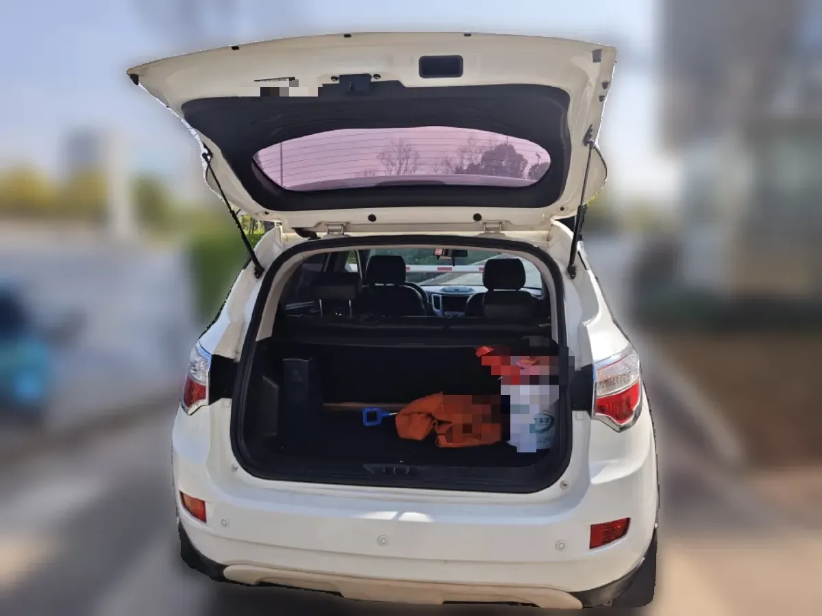 2015 ChangAn CS35 1.6L 125HP L4 5MT,autocango,china used car exporter,china ev exporter,chinese used car exporter,chinese used ev exporter