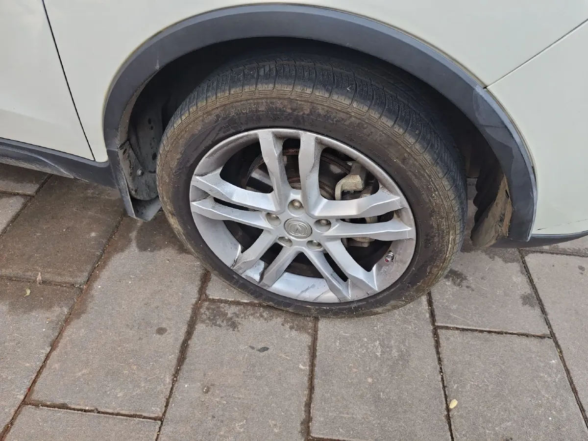 2015 ChangAn CS35 1.6L 125HP L4 5MT,autocango,china used car exporter,china ev exporter,chinese used car exporter,chinese used ev exporter