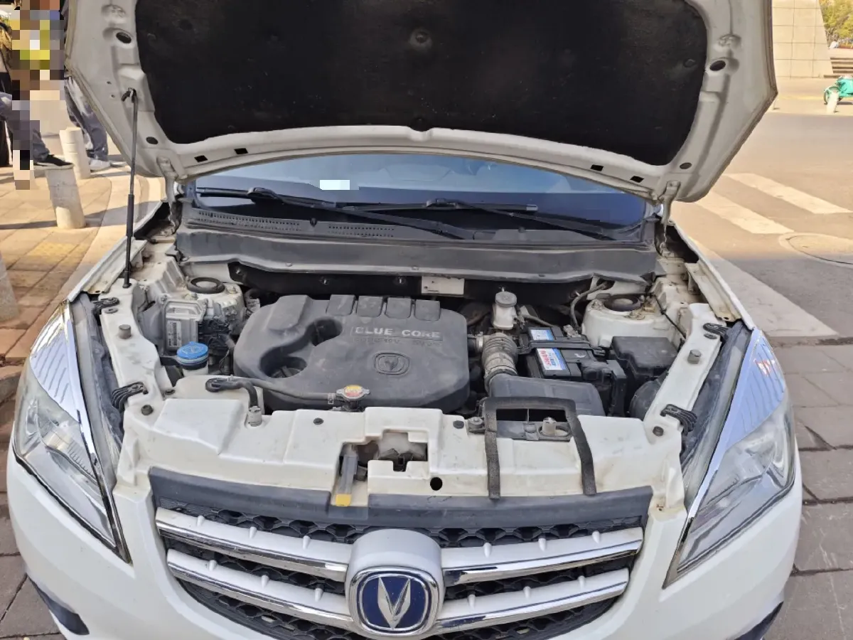 2015 ChangAn CS35 1.6L 125HP L4 5MT,autocango,china used car exporter,china ev exporter,chinese used car exporter,chinese used ev exporter