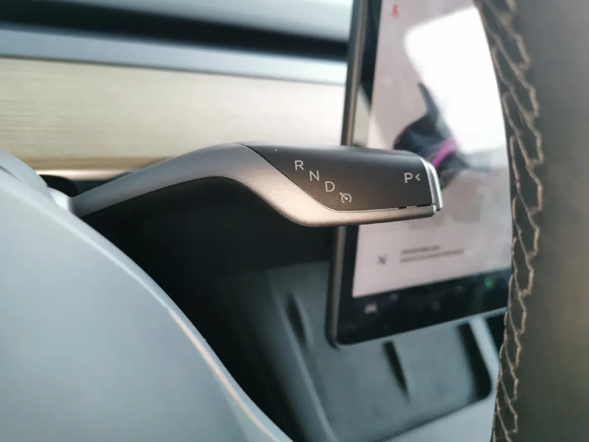 2022 Tesla Model Y BEV 60KWH,autocango,china used car exporter,china ev exporter,chinese used car exporter,chinese used ev exporter