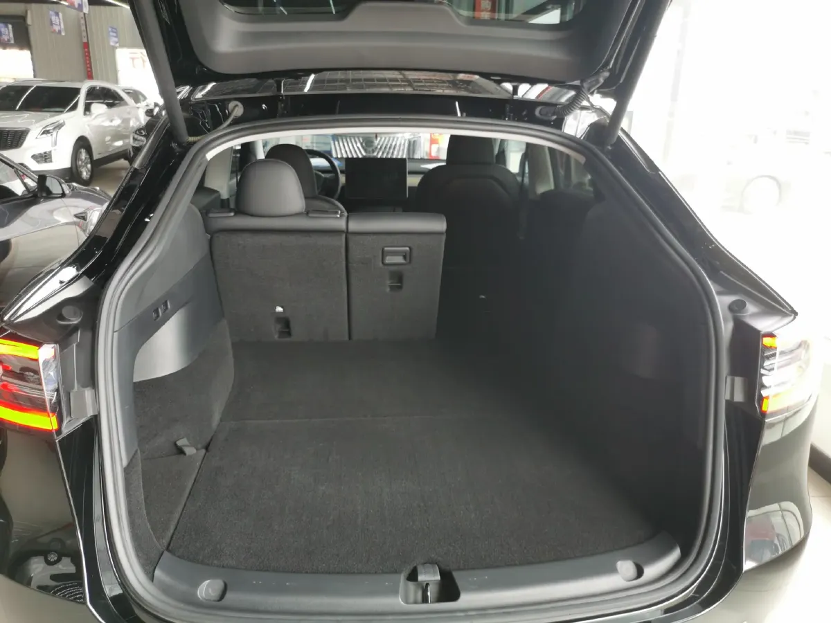 2022 Tesla Model Y BEV 60KWH,autocango,china used car exporter,china ev exporter,chinese used car exporter,chinese used ev exporter