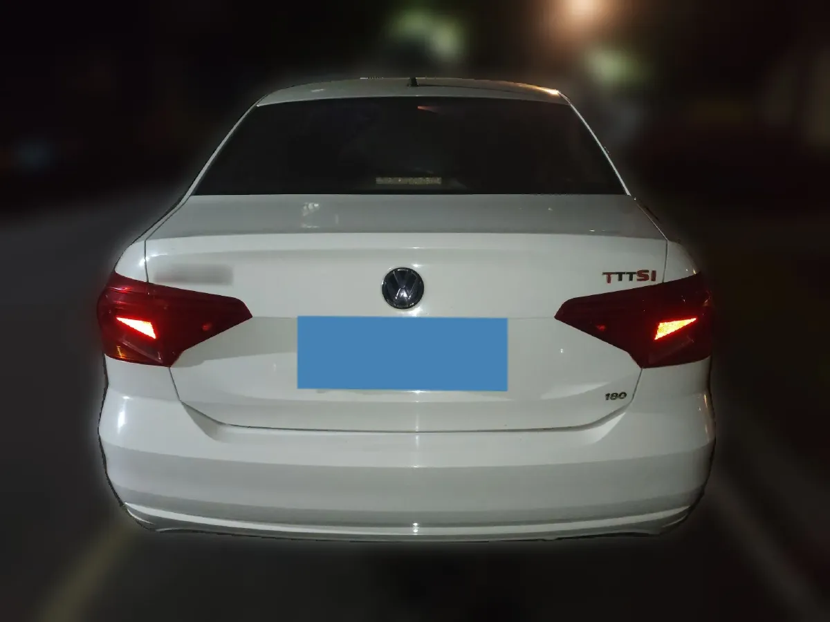 2017 Volkswagen Jetta 1.5L 110HP L4 5MT,autocango,china used car exporter,china ev exporter,chinese used car exporter,chinese used ev exporter