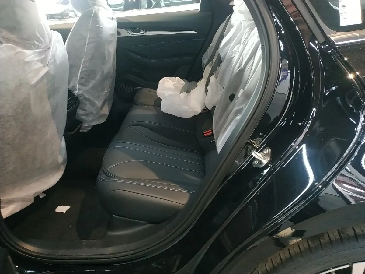 2026 Geely Preface 1.5T 181HP L4 7DCT,autocango,china used car exporter,china ev exporter,chinese used car exporter,chinese used ev exporter