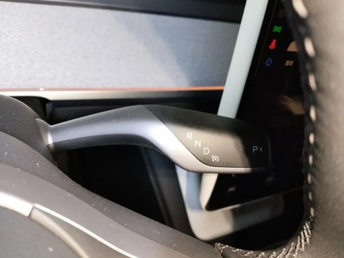 2023 Tesla Model Y BEV 78.4KWH,autocango,china used car exporter,china ev exporter,chinese used car exporter,chinese used ev exporter