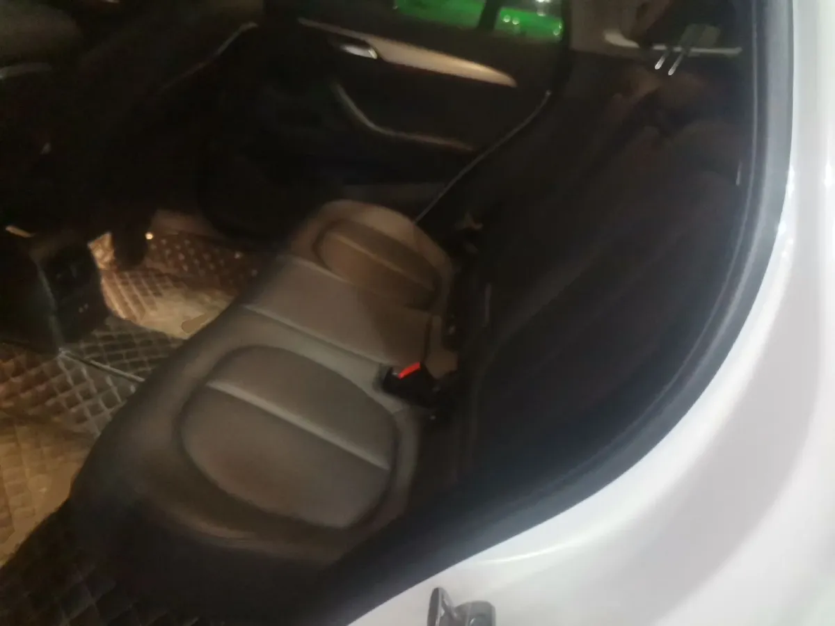 2019 BMW X1 1.5T 136HP L3 6AT,autocango,china used car exporter,china ev exporter,chinese used car exporter,chinese used ev exporter