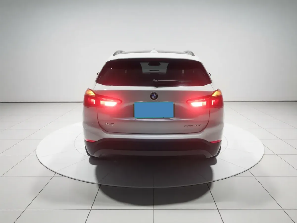 2019 BMW X1 1.5T 136HP L3 6AT,autocango,china used car exporter,china ev exporter,chinese used car exporter,chinese used ev exporter