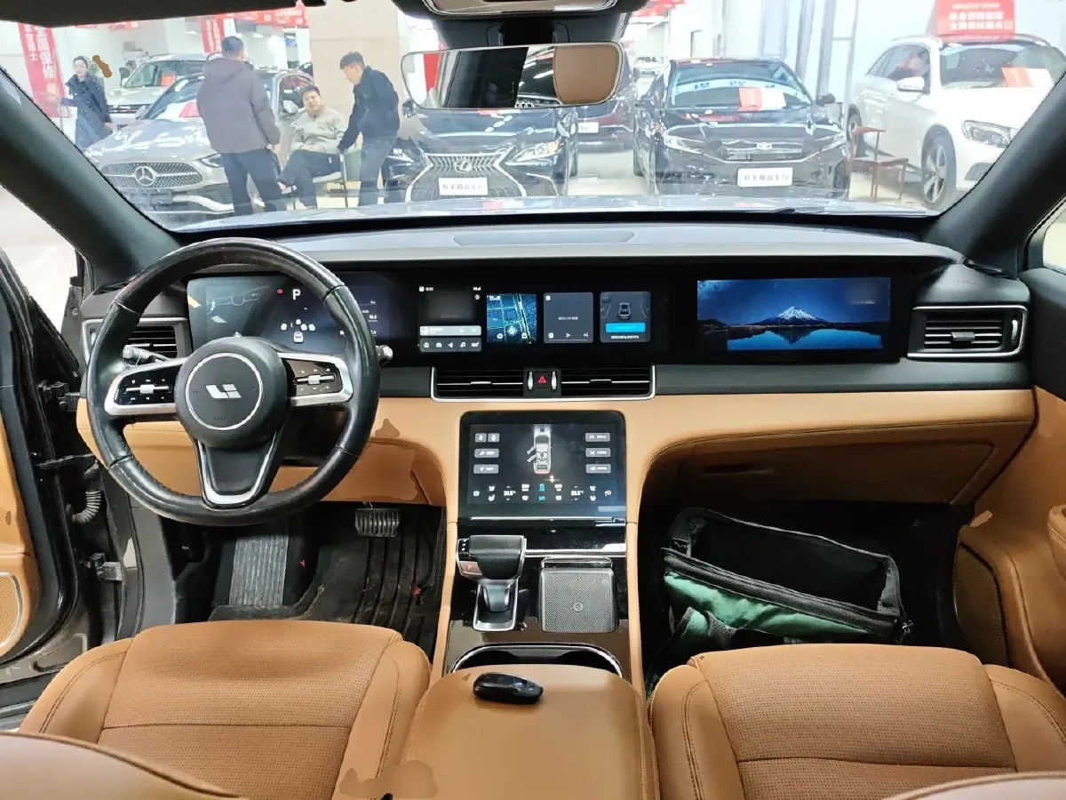 2021 Li ONE Range Extended 131HP REEV 40.5KWH,autocango,china used car exporter,china ev exporter,chinese used car exporter,chinese used ev exporter