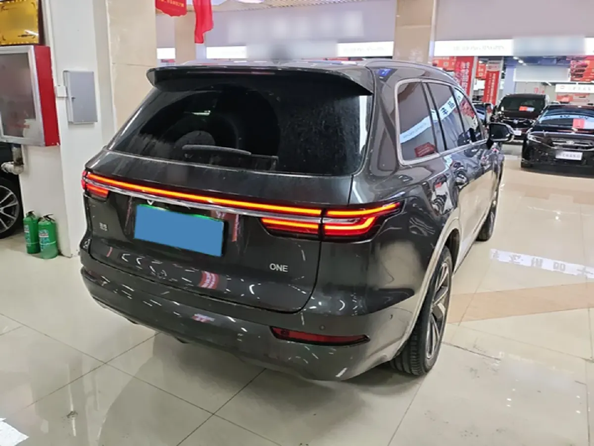 2021 Li ONE Range Extended 131HP REEV 40.5KWH,autocango,china used car exporter,china ev exporter,chinese used car exporter,chinese used ev exporter