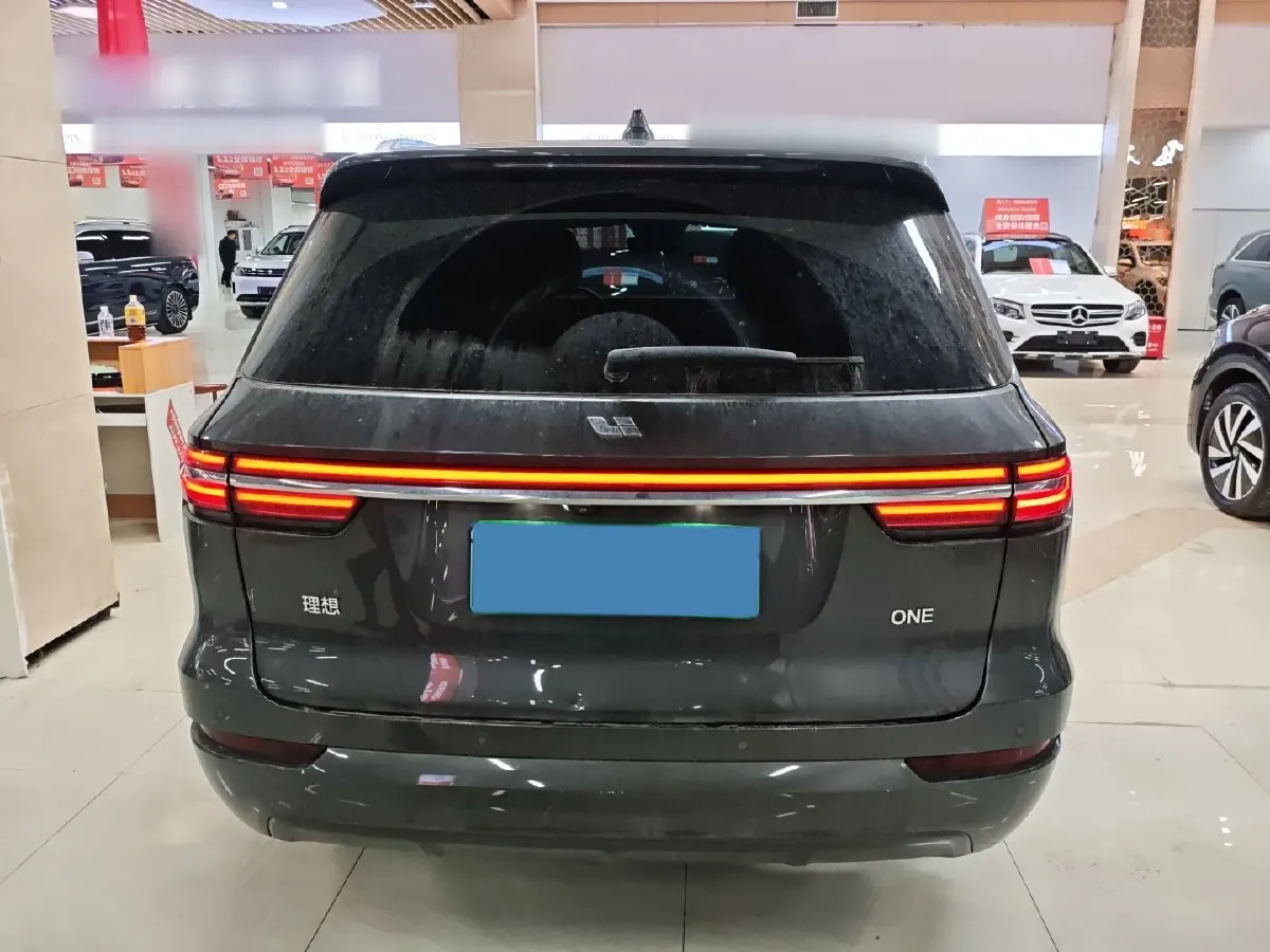 2021 Li ONE Range Extended 131HP REEV 40.5KWH,autocango,china used car exporter,china ev exporter,chinese used car exporter,chinese used ev exporter