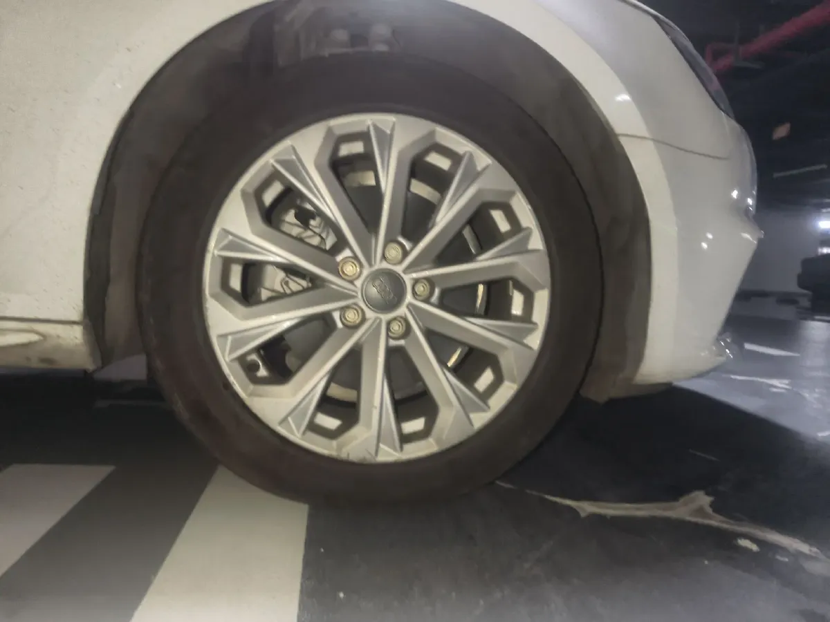 2019 Audi A4L 2.0T 190HP L4 7DCT,autocango,china used car exporter,china ev exporter,chinese used car exporter,chinese used ev exporter