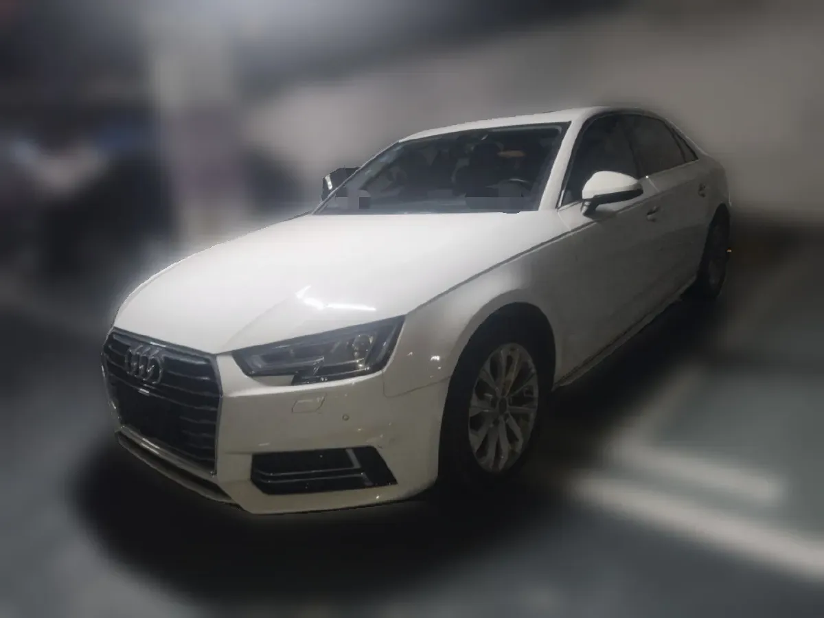 2019 Audi A4L 2.0T 190HP L4 7DCT,autocango,china used car exporter,china ev exporter,chinese used car exporter,chinese used ev exporter