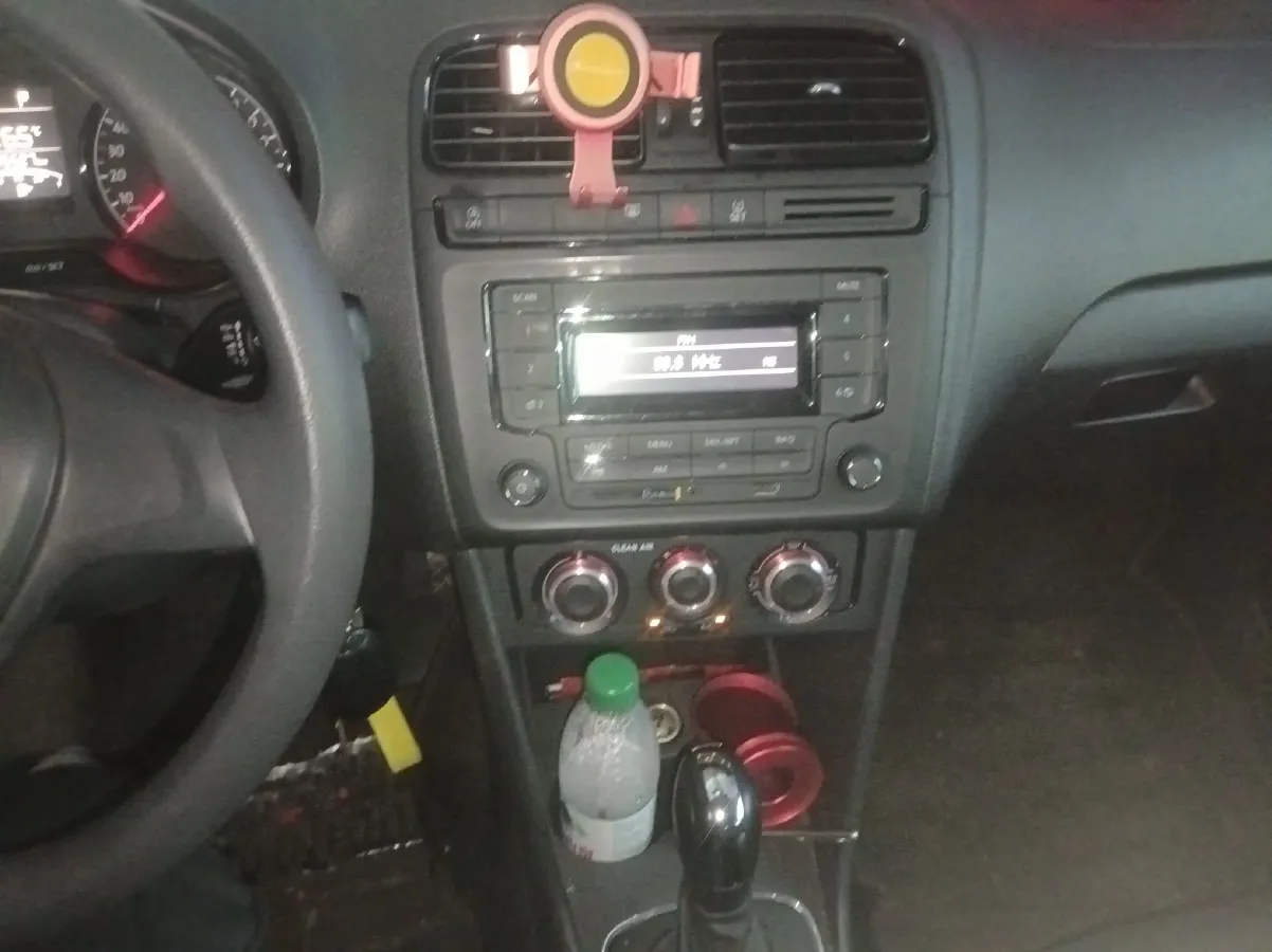 2018 Volkswagen Santana 1.5L 110HP L4 6AT,autocango,china used car exporter,china ev exporter,chinese used car exporter,chinese used ev exporter