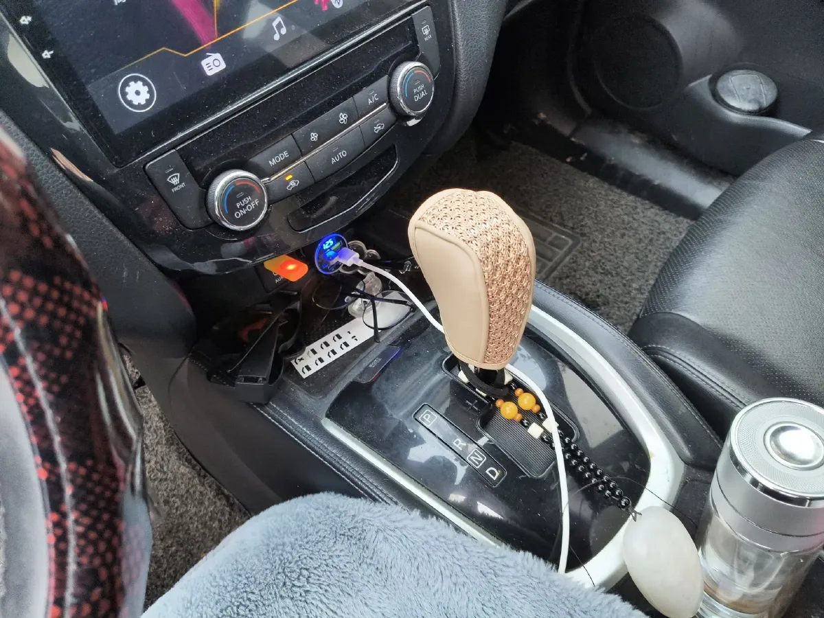 2014 Nissan X-Trail 2.0L 150HP L4 CVT,autocango,china used car exporter,china ev exporter,chinese used car exporter,chinese used ev exporter