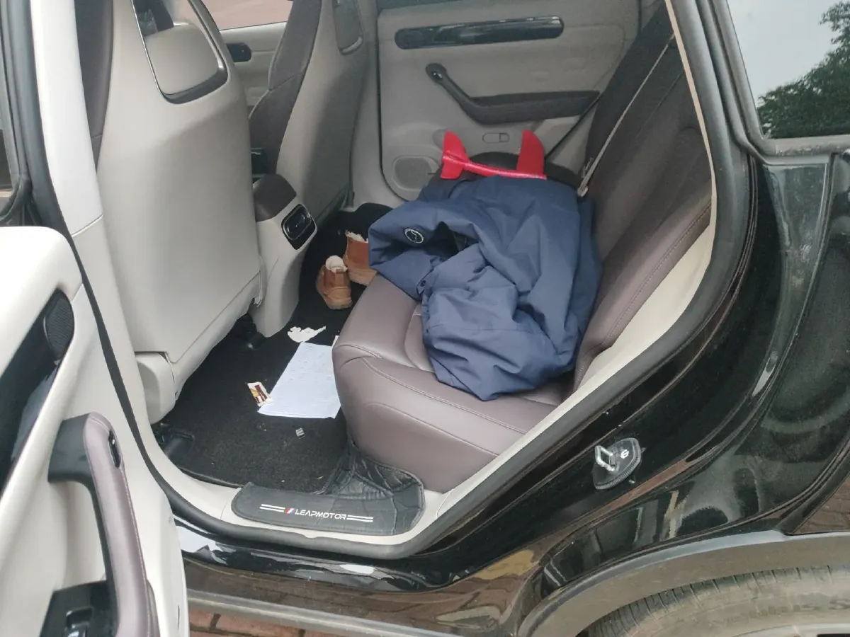 2023 Leapmotor C11 BEV 69.2KWH,autocango,china used car exporter,china ev exporter,chinese used car exporter,chinese used ev exporter