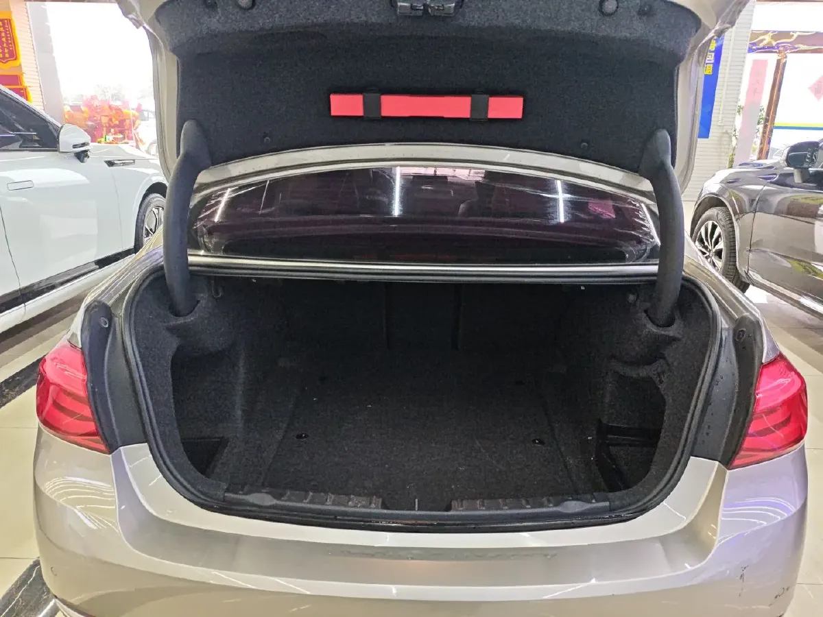 2018 BMW 3 Series 2.0T 184HP L4 8AT,autocango,china used car exporter,china ev exporter,chinese used car exporter,chinese used ev exporter