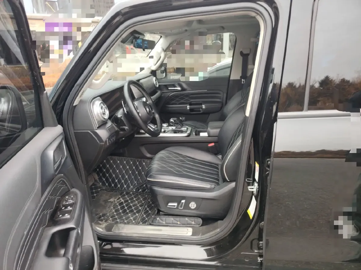 2023 Tank 300 2.0T 227HP L4 8AT,autocango,china used car exporter,china ev exporter,chinese used car exporter,chinese used ev exporter