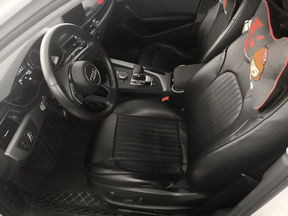 2019 Audi A4L 2.0T 190HP L4 7DCT,autocango,china used car exporter,china ev exporter,chinese used car exporter,chinese used ev exporter