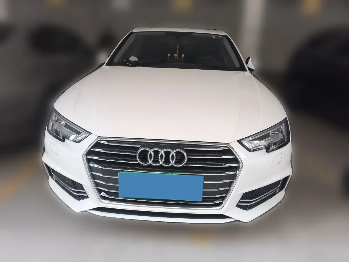 2019 Audi A4L 2.0T 190HP L4 7DCT,autocango,china used car exporter,china ev exporter,chinese used car exporter,chinese used ev exporter