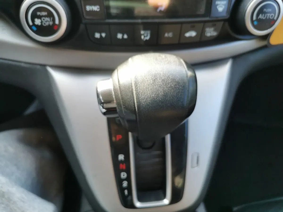 2013 Honda CR-V 2.4L 190HP L4 5AT,autocango,china used car exporter,china ev exporter,chinese used car exporter,chinese used ev exporter