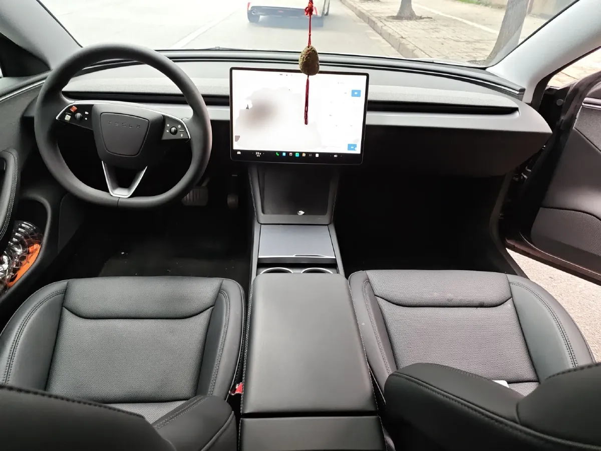 2025 Tesla Model 3 BEV 62.5KWH,autocango,china used car exporter,china ev exporter,chinese used car exporter,chinese used ev exporter