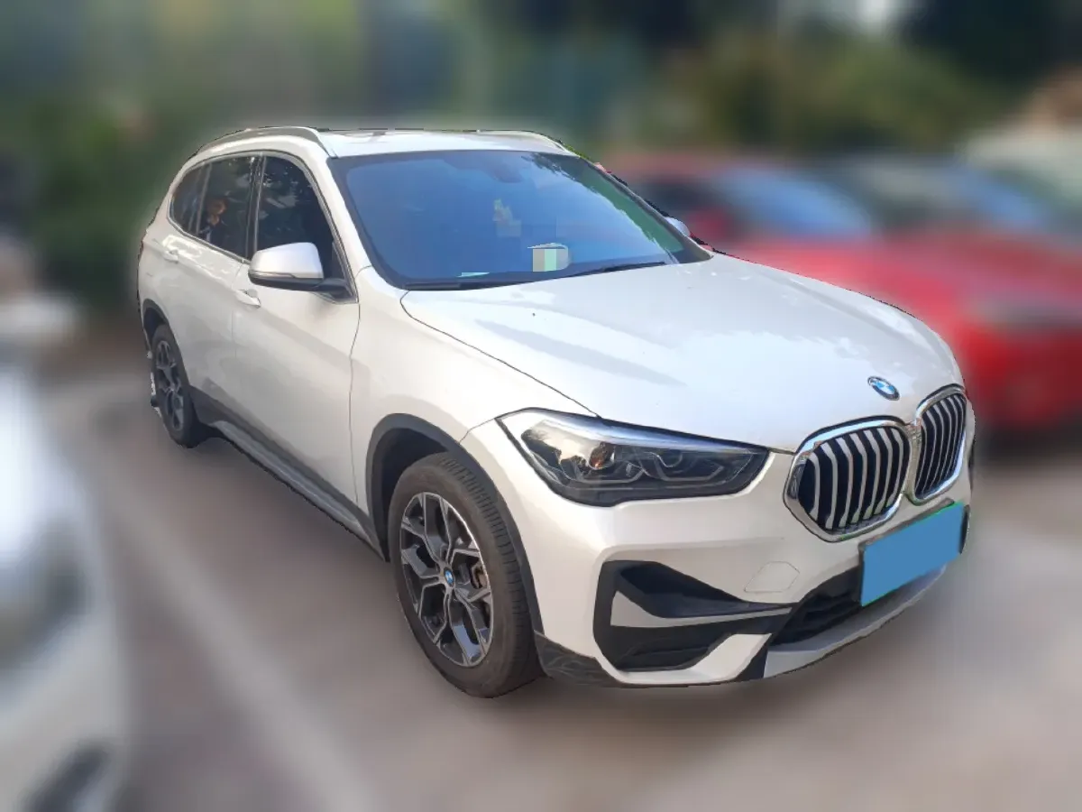 2022 BMW X1 1.5T 140HP L3 7DCT,autocango,china used car exporter,china ev exporter,chinese used car exporter,chinese used ev exporter