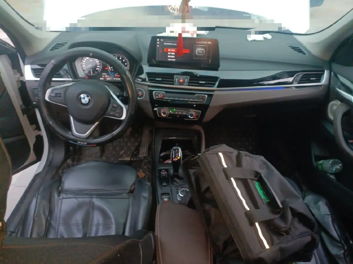 2022 BMW X1 1.5T 140HP L3 7DCT,autocango,china used car exporter,china ev exporter,chinese used car exporter,chinese used ev exporter