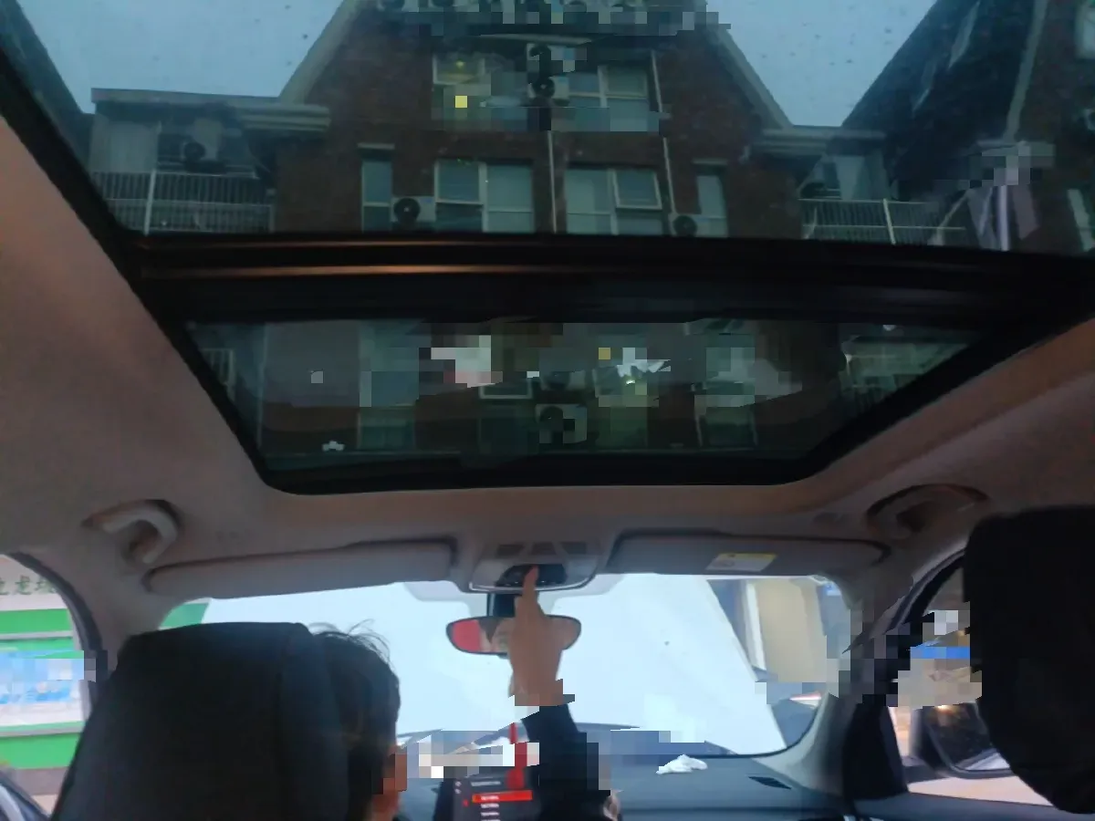 2022 BMW X1 1.5T 140HP L3 7DCT,autocango,china used car exporter,china ev exporter,chinese used car exporter,chinese used ev exporter