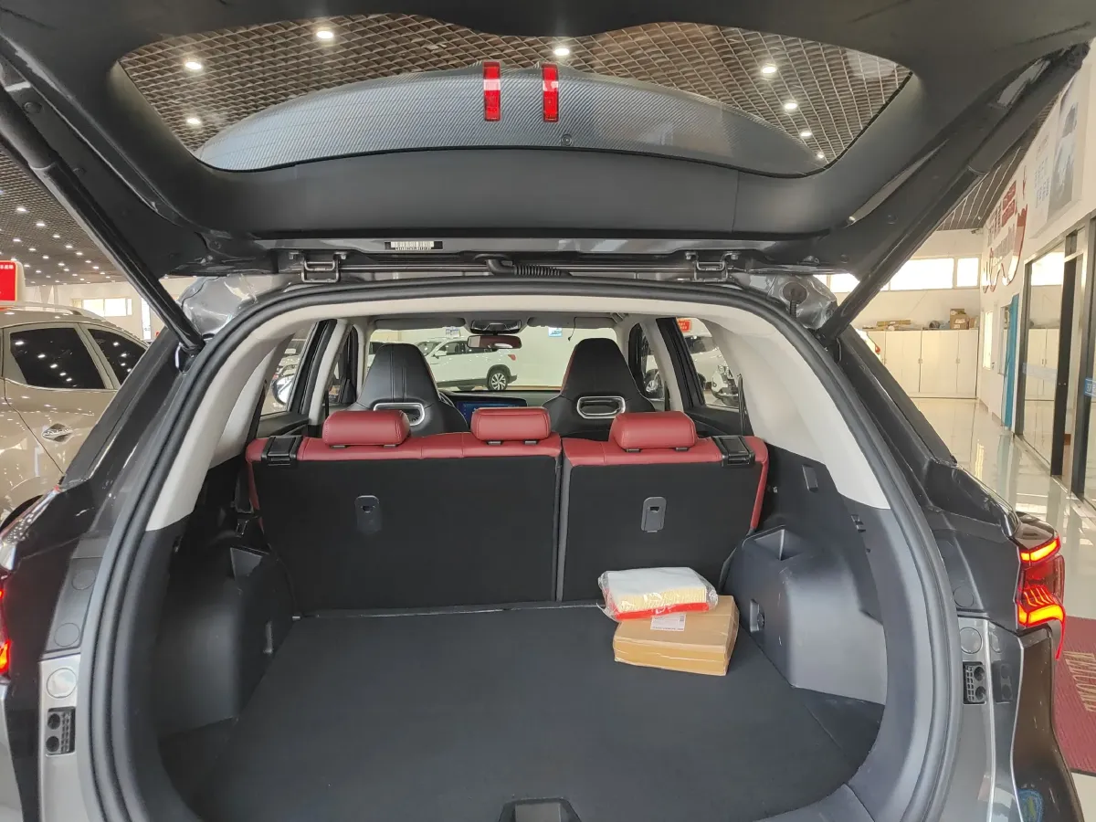 2020 ChangAn CS75 Plus 2.0T 233HP L4 8AT,autocango,china used car exporter,china ev exporter,chinese used car exporter,chinese used ev exporter