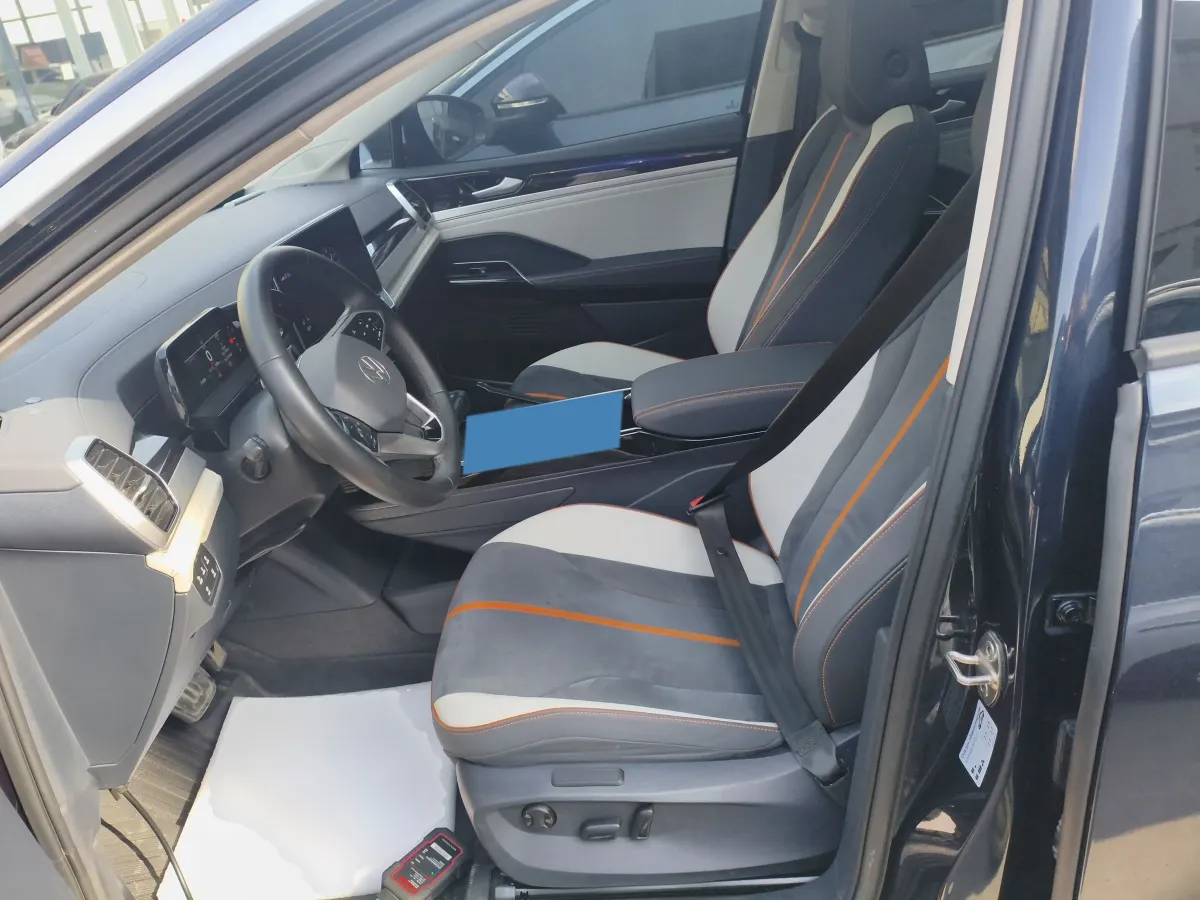 2022 Volkswagen ID.6 Crozz BEV 84.8KWH,autocango,china used car exporter,china ev exporter,chinese used car exporter,chinese used ev exporter